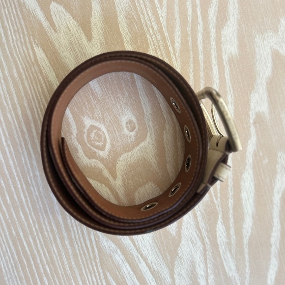 AUTHENTIC DOLCE & GABBANA belt

100% leather